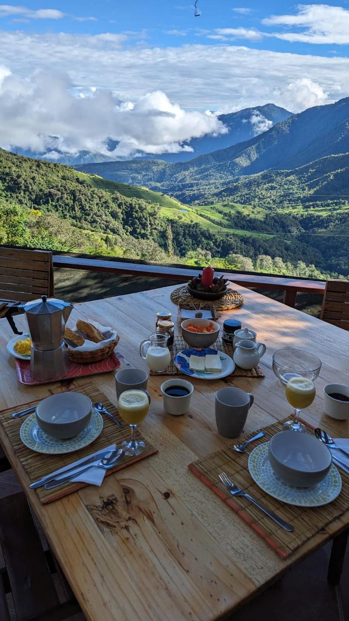 Finca Petrona Calacali Ngoại thất bức ảnh